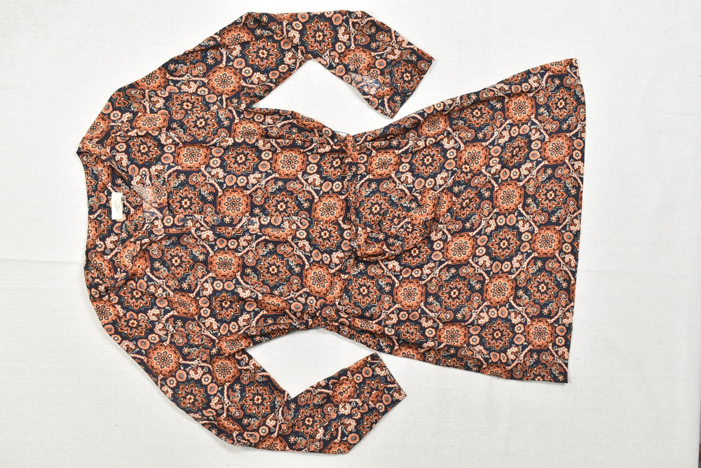 LOFT Outlet Womens Size Large Navy Blue Orange Floral Medallion Button Up Long S